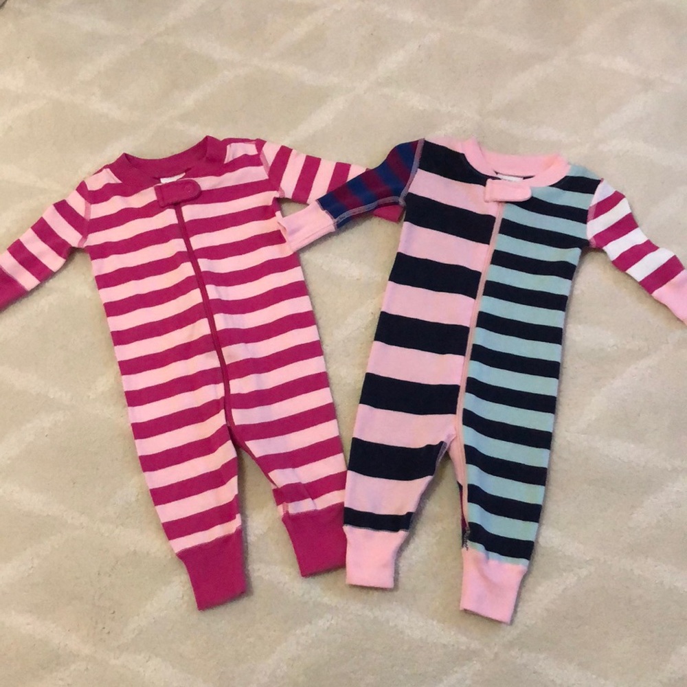 2 Hanna Andersson pajamas size 0-3 months EUC